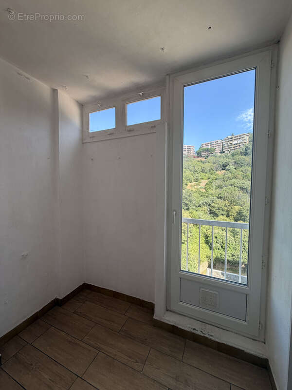 Appartement - 62 m2 Saint-Joseph (20600) BASTIA - photo 6