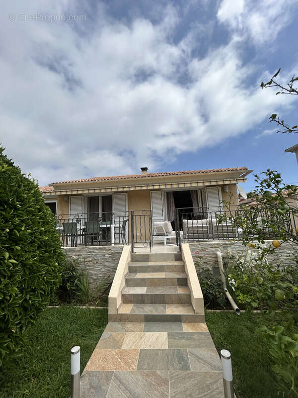Maison à SAN-NICOLAO