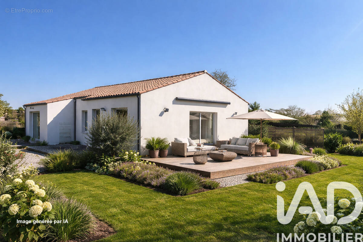 Photo 1 - Maison à CHAMPAGNE-LES-MARAIS