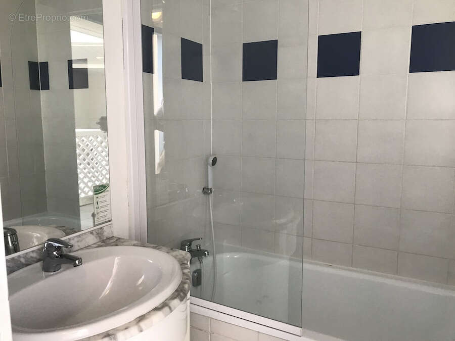 Appartement à FOURAS