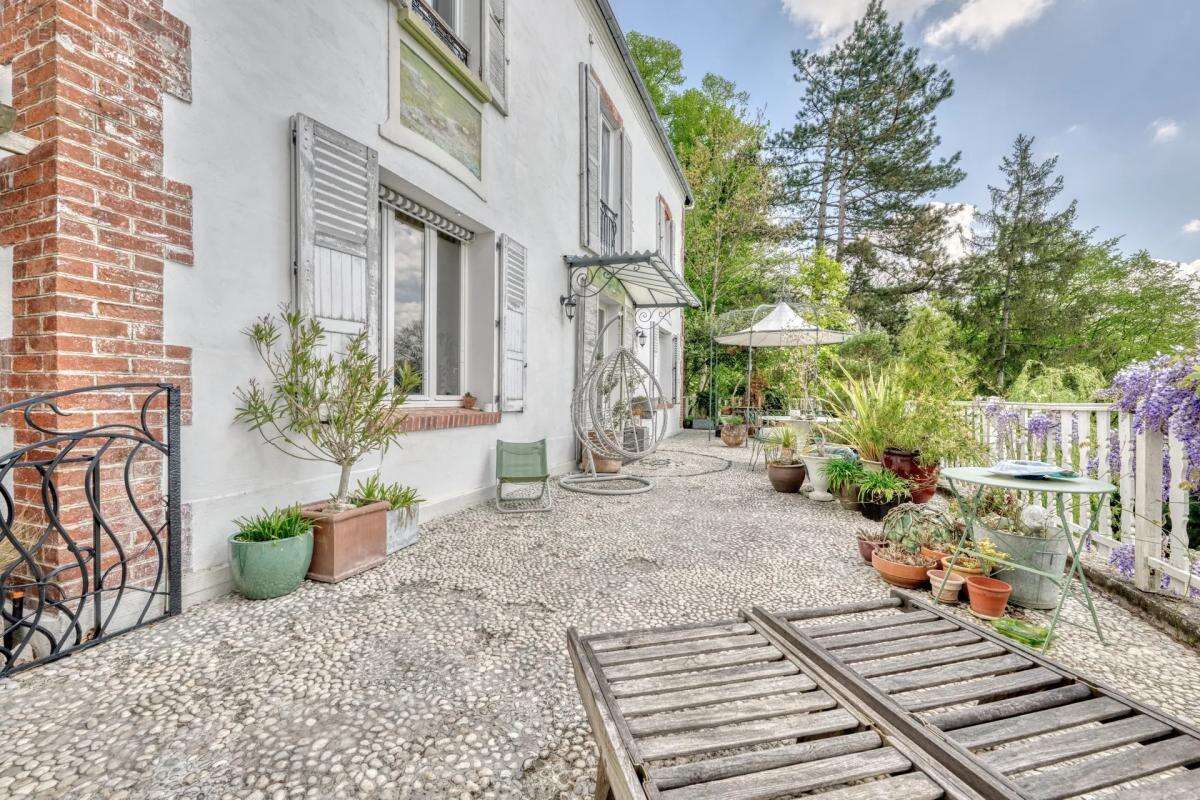 Maison à SAINTE-AULDE