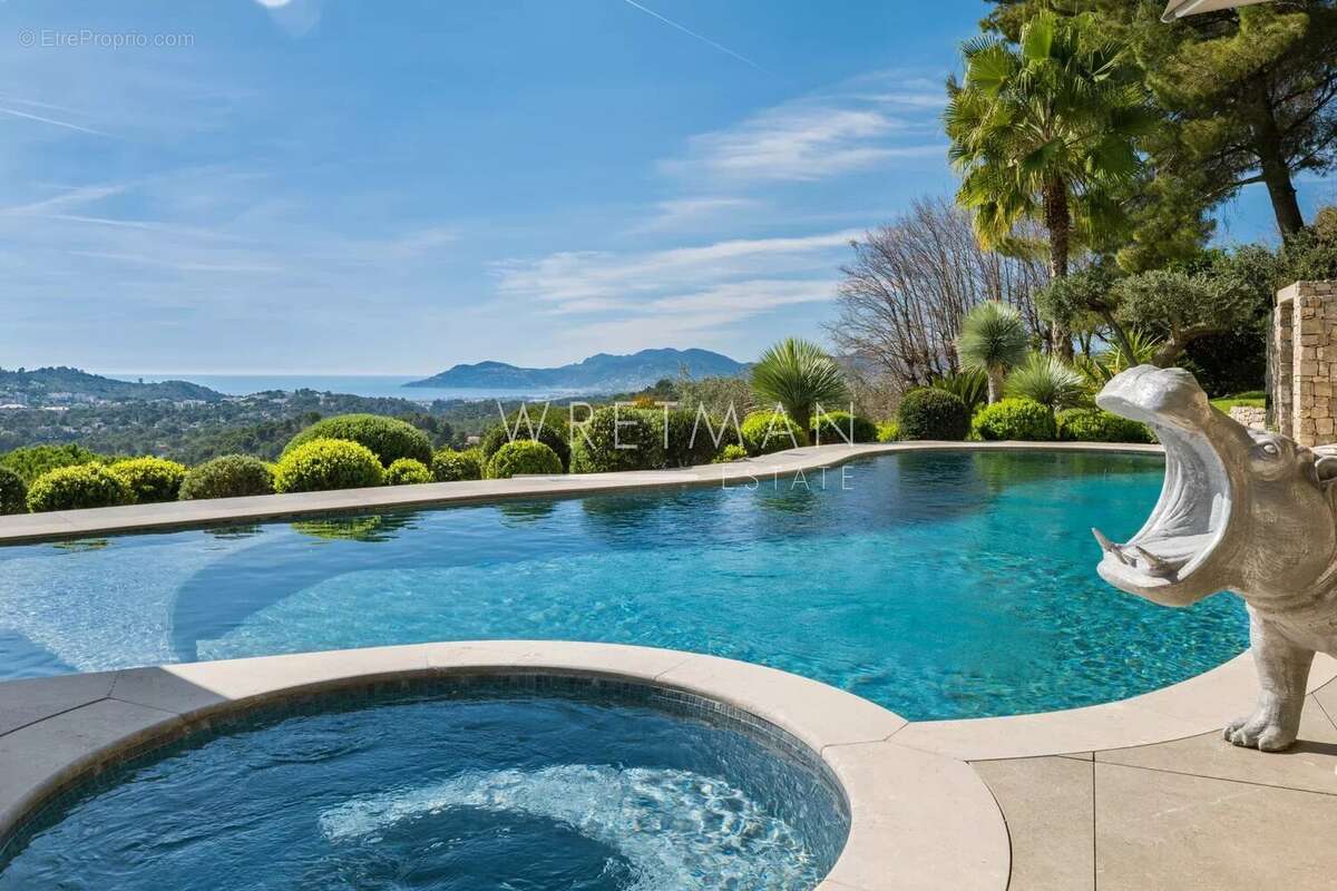 Maison à MOUGINS