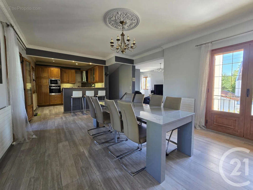 Maison à ORMESSON-SUR-MARNE