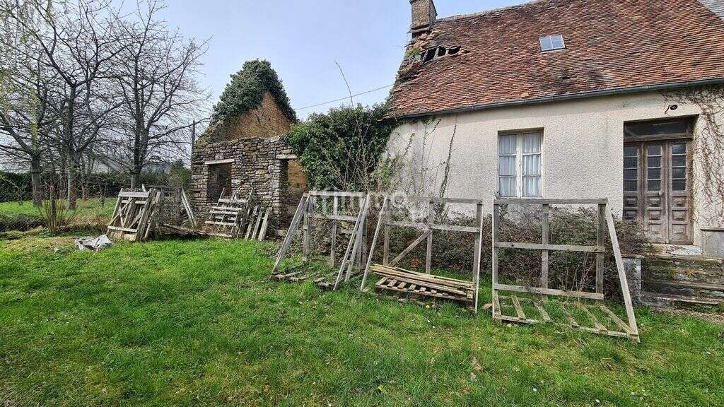 Terrain à SAINT-BOMER-LES-FORGES