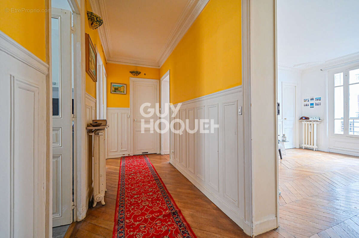 Appartement à PARIS-12E