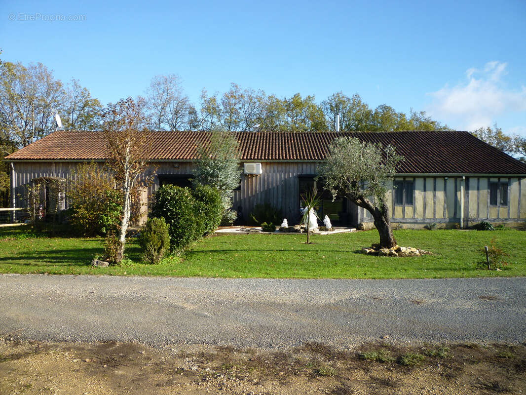 Maison à MASQUIERES