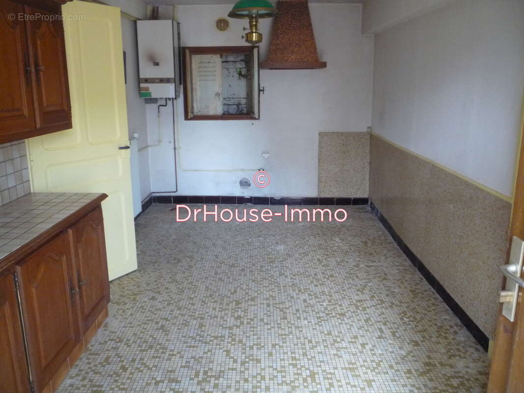 Maison à NEUILLE-PONT-PIERRE