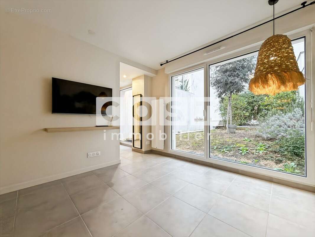 Appartement à ASNIERES-SUR-SEINE