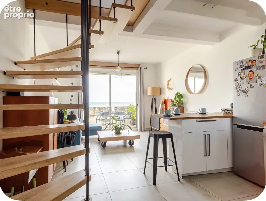 1ere ligne: magnifique f3 duplex avec terrasse vue mer, parking collectif et cave - photo 2