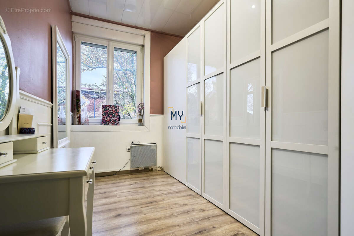 CHAMBRE 2/3 - Maison à vendre - 5 pièces - 120 m² - Roubaix - Maison à ROUBAIX