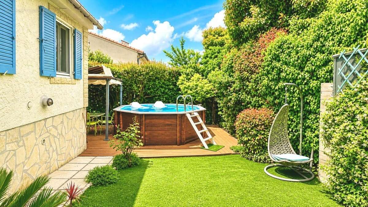 Photo 3 - Maison à VELAUX