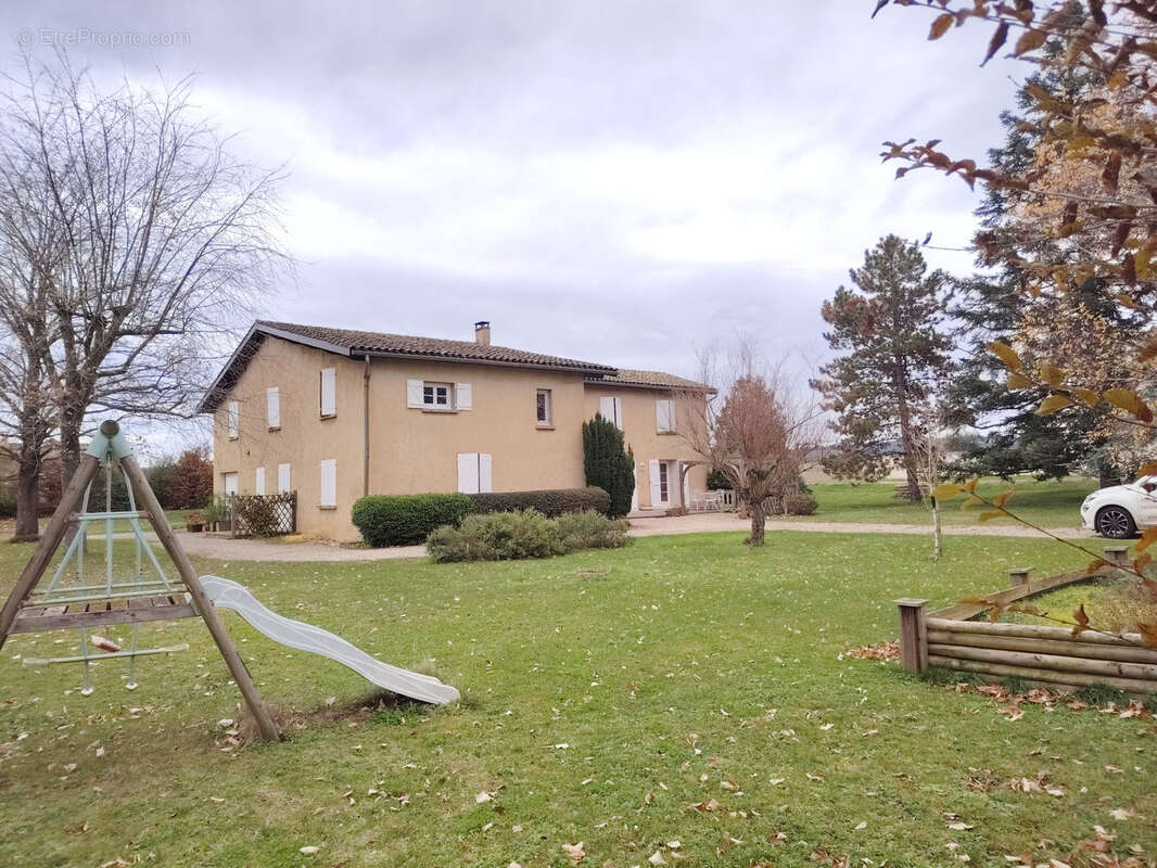 Maison à CHEYSSIEU