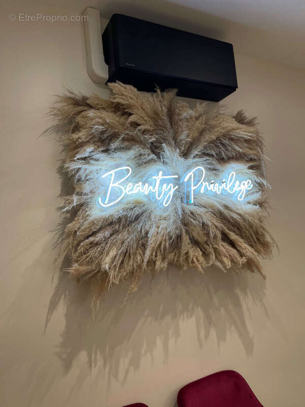 Commerce à ENGHIEN-LES-BAINS