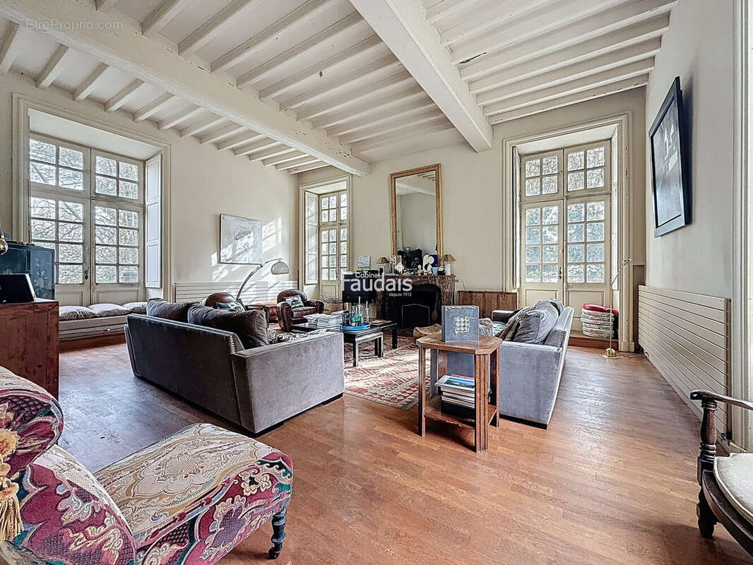 365 m² à La Haye-Bellefond  - photo 5