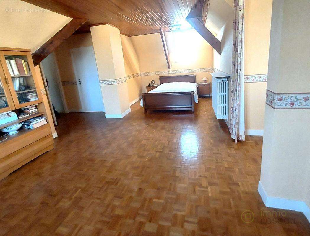 Maison 168 m² à Courdimanche  - photo 10