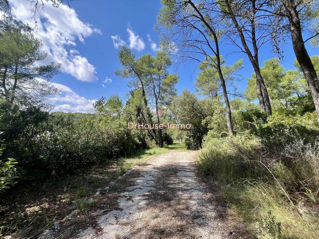 Terrain à MONTFERRIER-SUR-LEZ