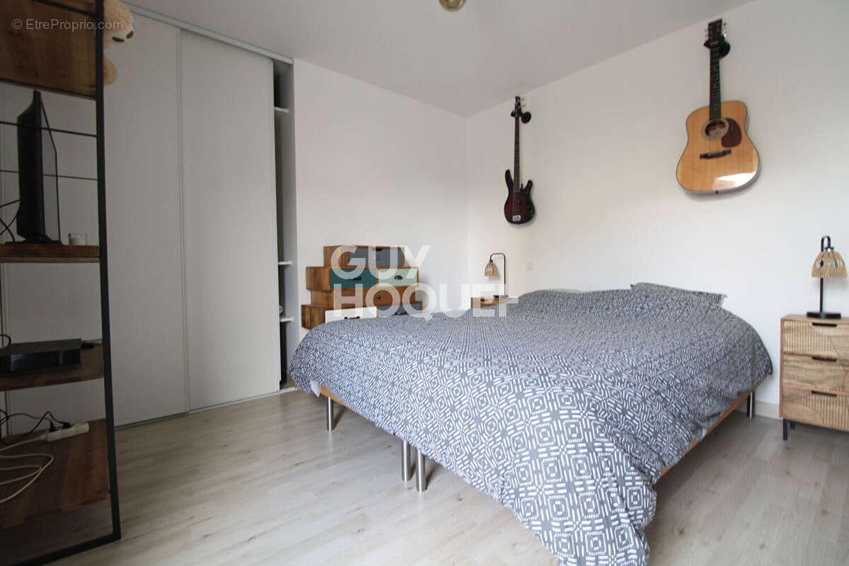 Appartement à BRIE-COMTE-ROBERT