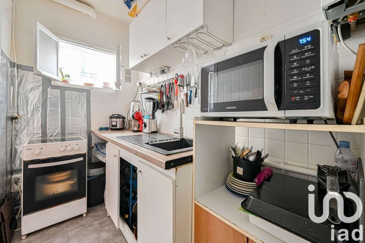 Photo 4 - Appartement à PARIS-18E