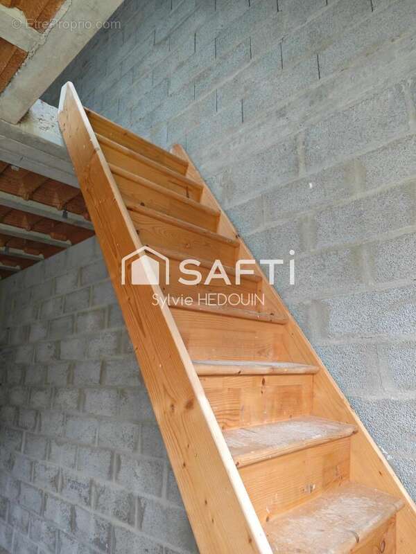 Maison 81 m² à Saint-Calais-Du-Desert  - photo 9