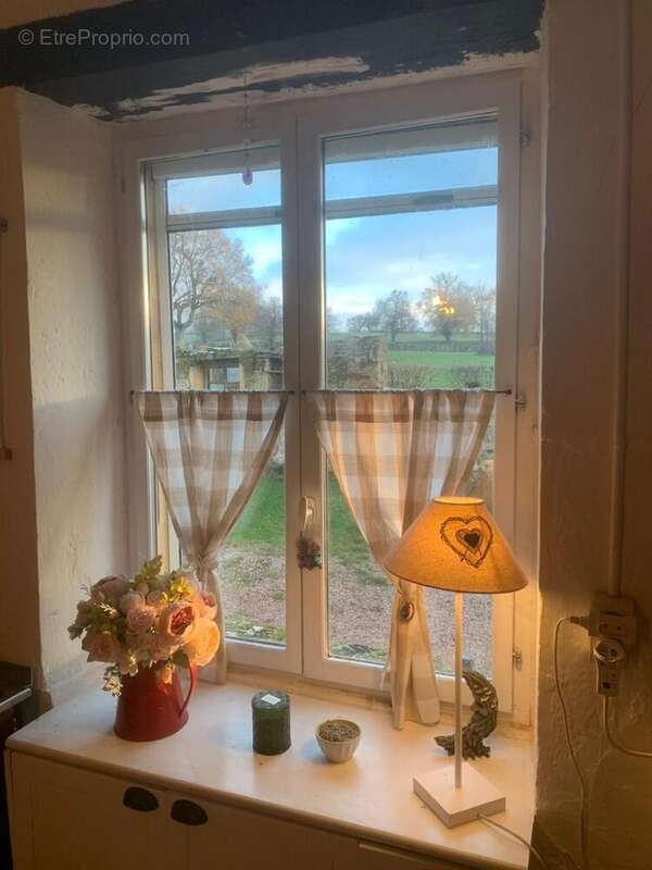 Photo 3 - Maison à OUROUX-SOUS-LE-BOIS-SAINTE-MARIE