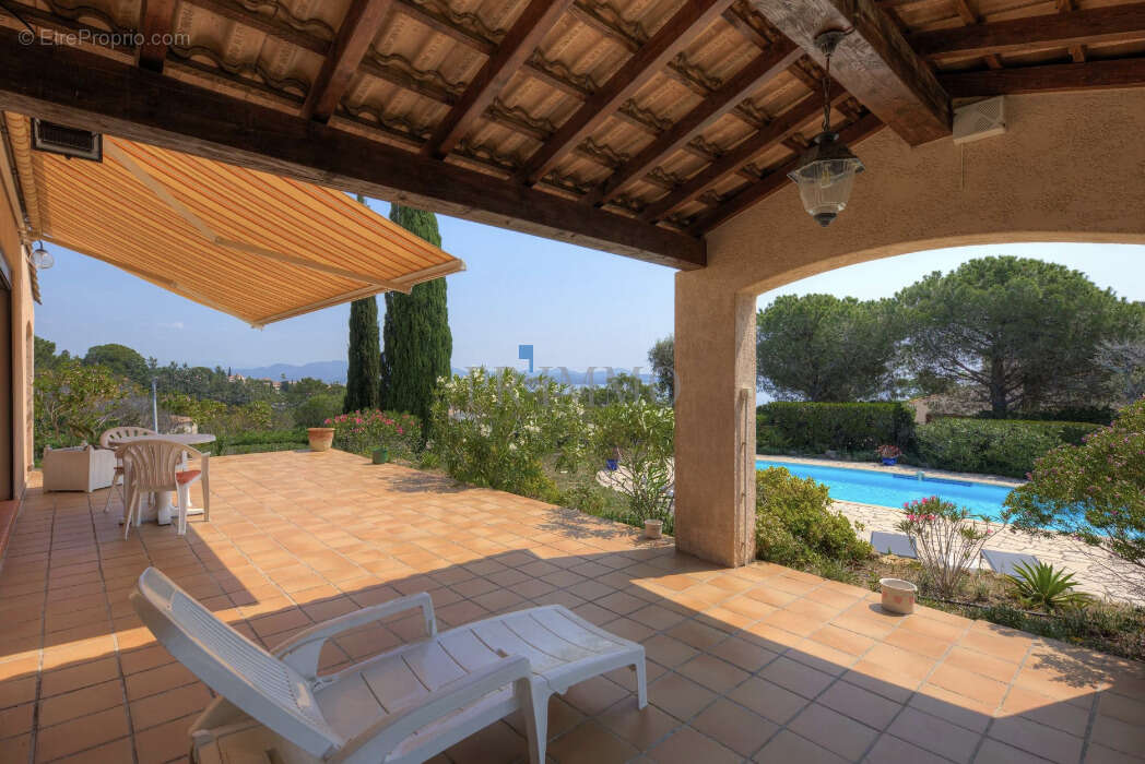 Maison à FREJUS
