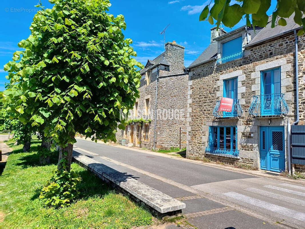 Maison à LA VICOMTE-SUR-RANCE