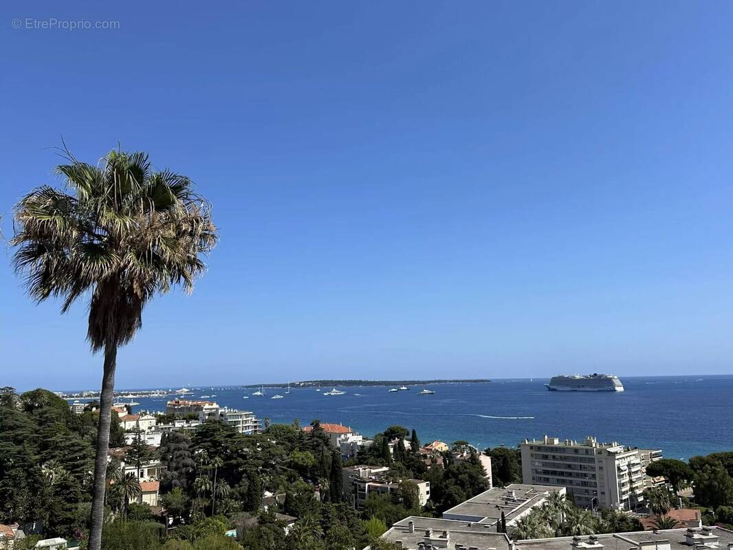 Appartement à CANNES