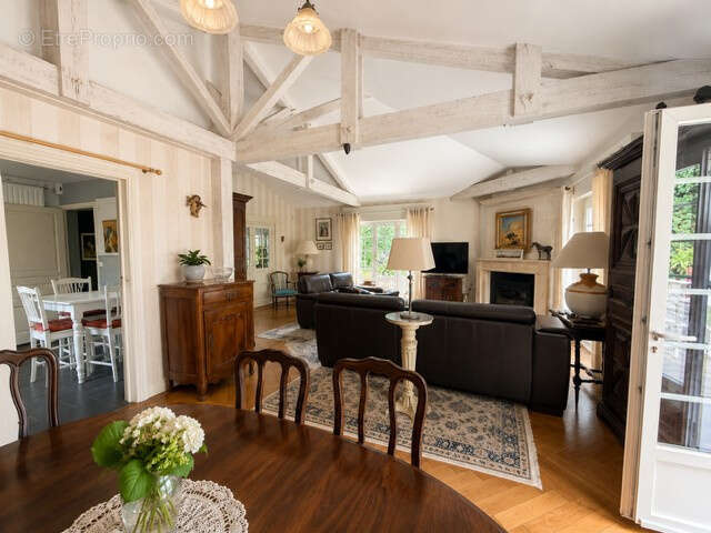 Maison bourgeoise de caractère au cœur de Mont-de-Marsan - photo 3