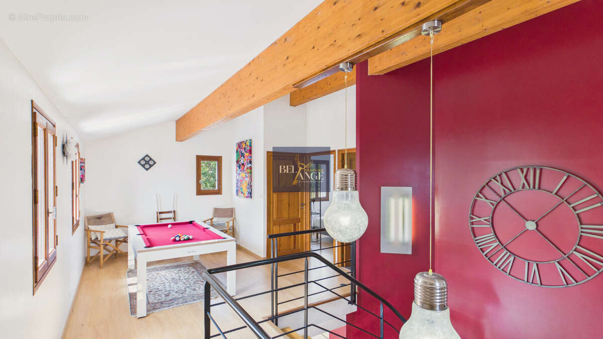 LABEAUME   Maison de caractère avec piscine et annexe indépendante - photo 12