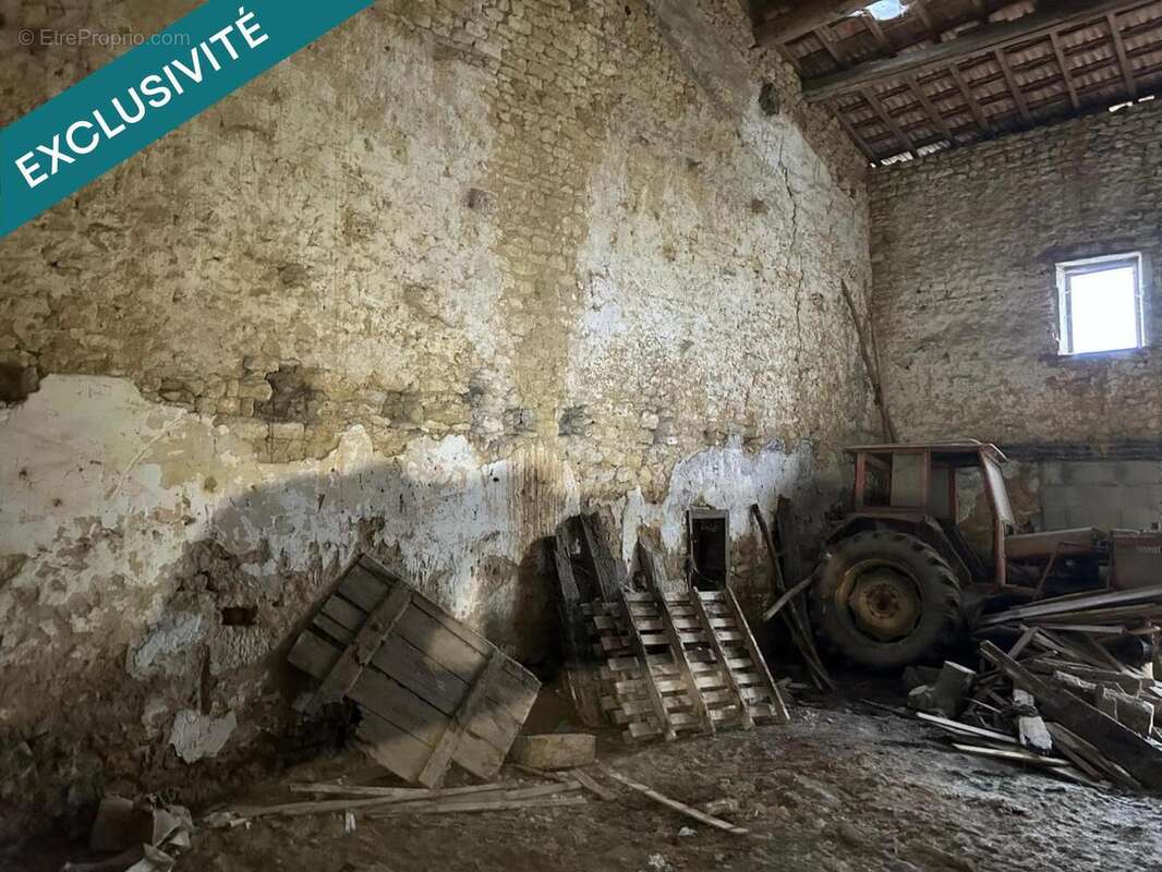 Photo 4 - Maison à TREVERAY