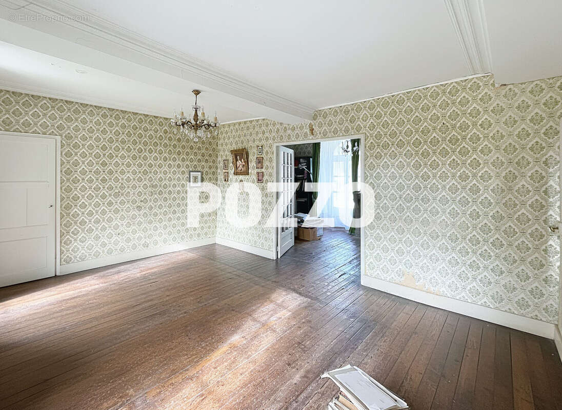 A vendre maison bourgeoise dans la vallee de brouains (50150) - photo 6