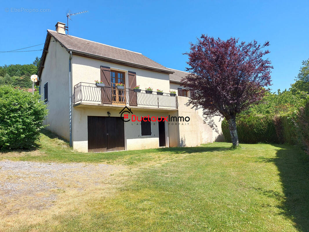 Maison à CALVINET