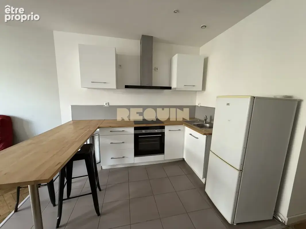 Appartement 2 pièces 45 m² à vendre à Lille (59000) - photo 3