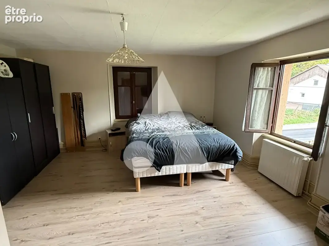Maison Grosne 11 pièce(s) 286.16 m2 - photo 6