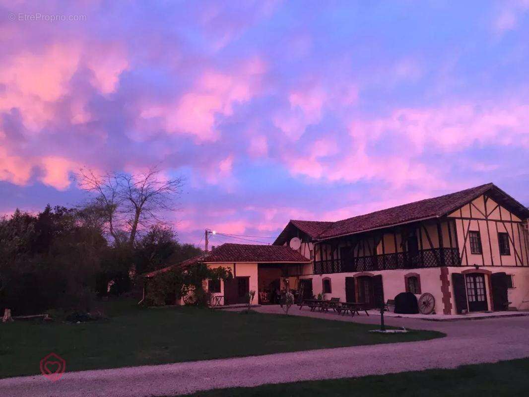 Maison à SAINT-ARROMAN