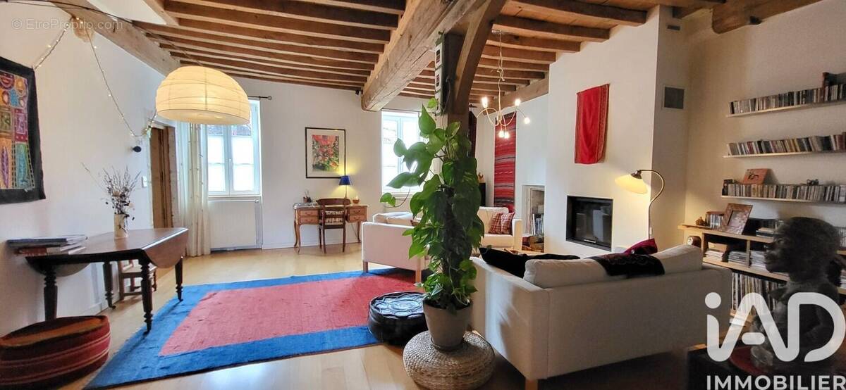 Photo 1 - Maison à SAINT-MARTIN-SOUS-MONTAIGU
