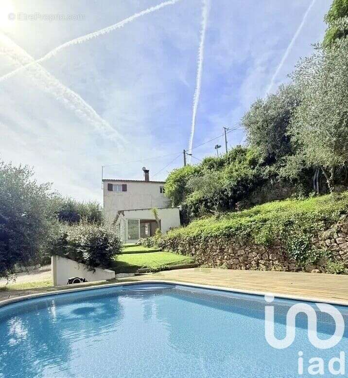 Photo 2 - Maison à GILETTE