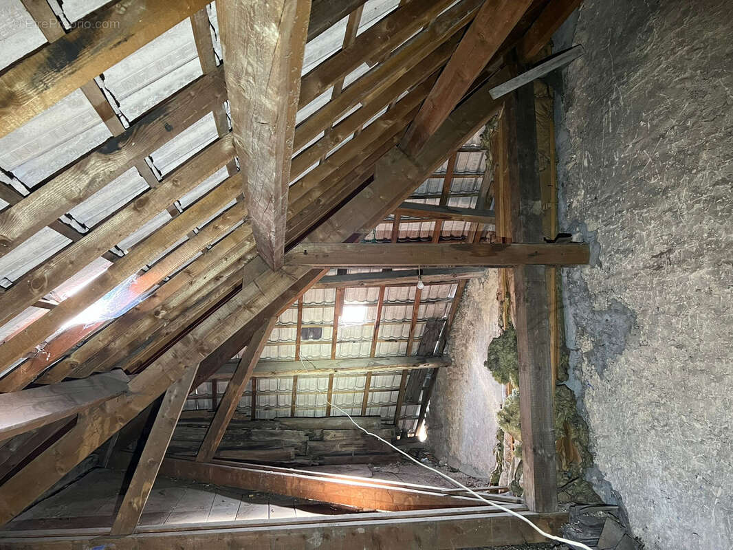 Maison à CLERVAL