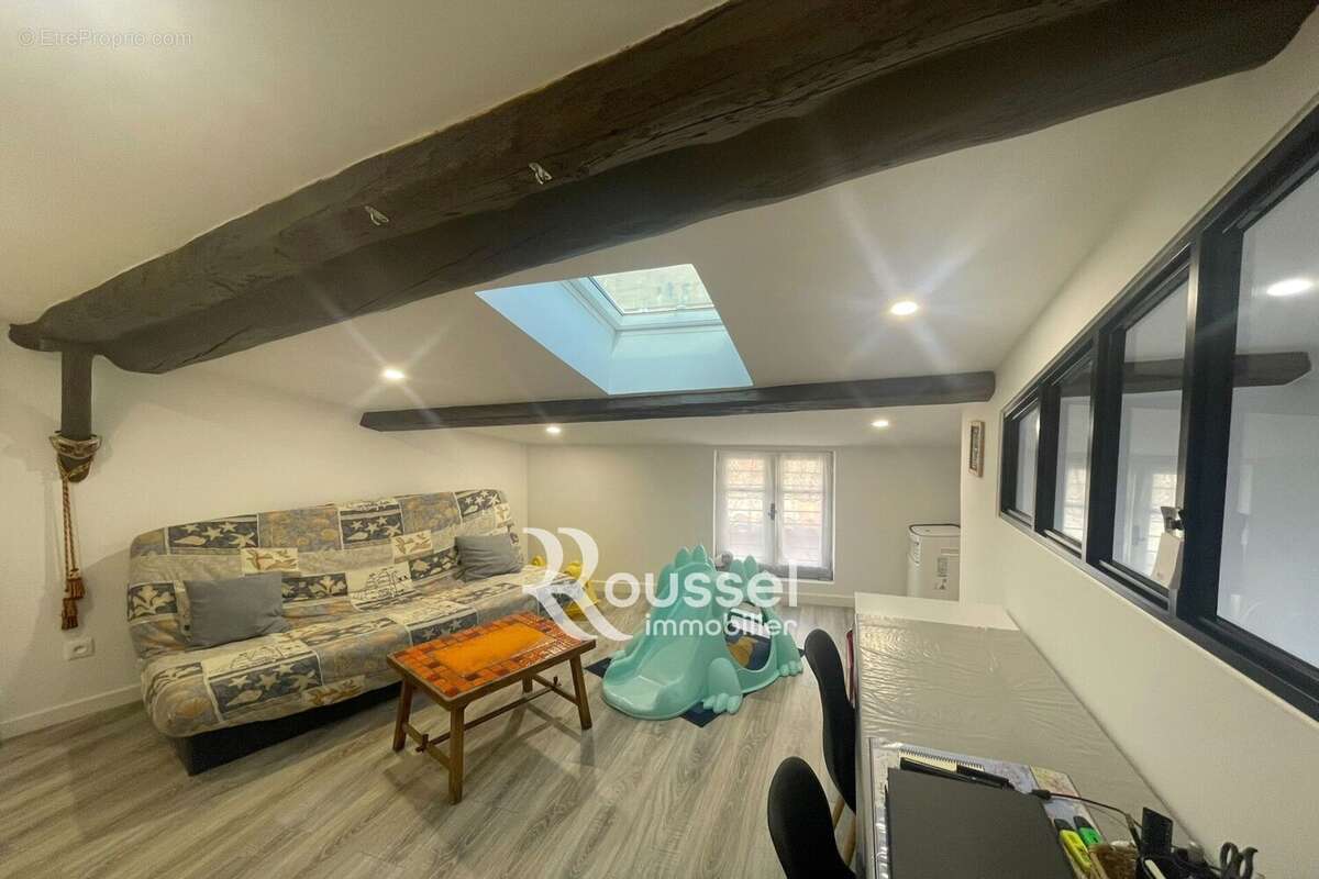Maison 150 m² à Poussan  - photo 8