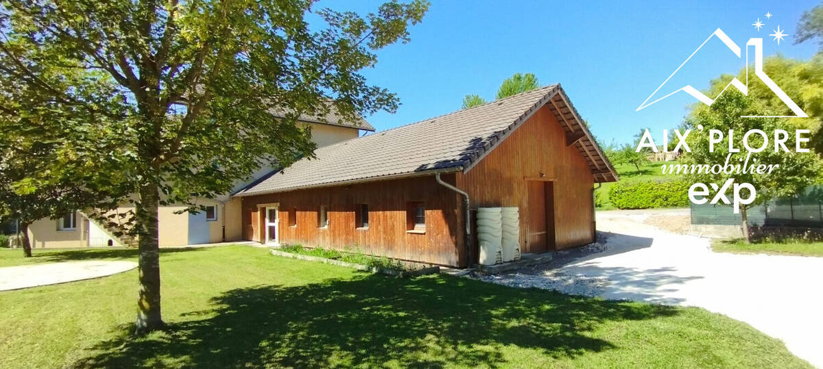 Maison à MOUXY