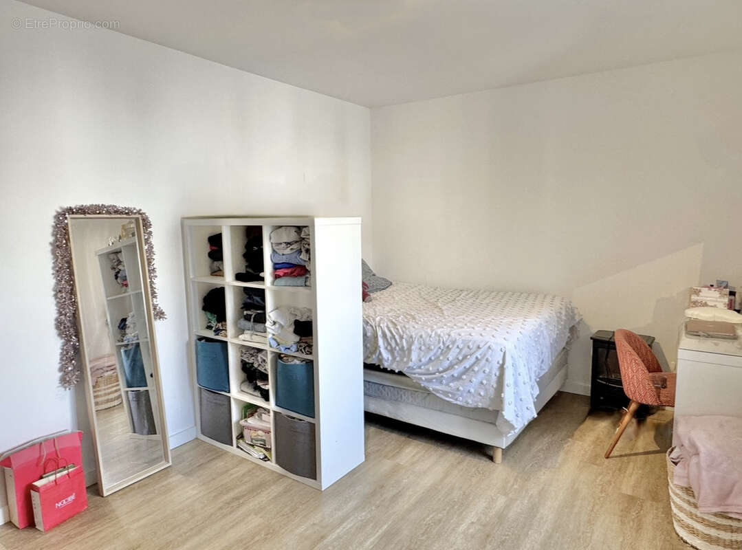 Appartement à CRAPONNE