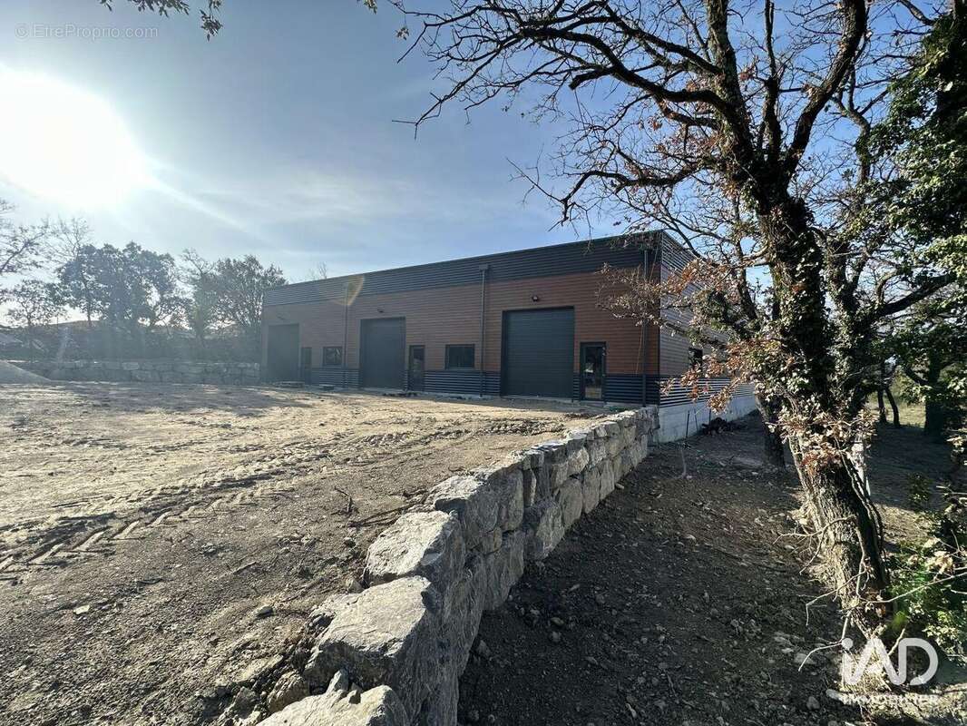 Photo 2 - Commerce à GRIGNAN