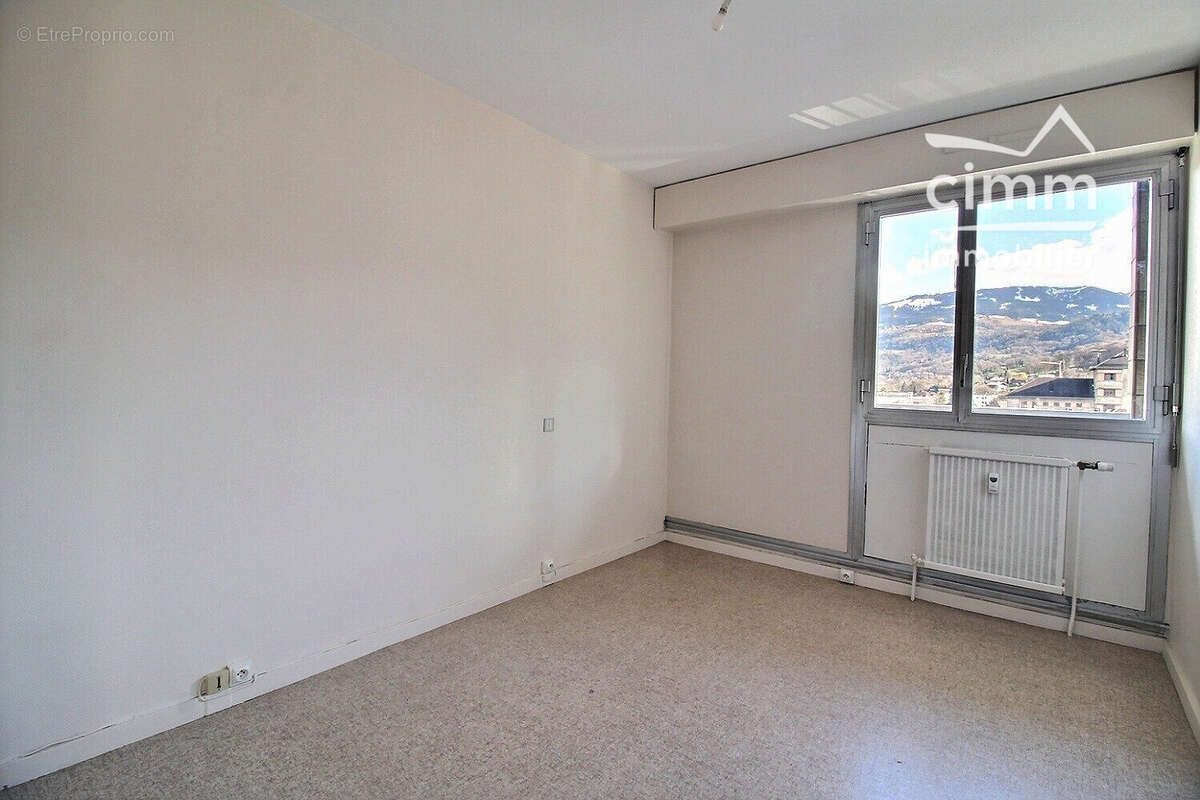 Appartement 92 m² à Sallanches  - photo 9