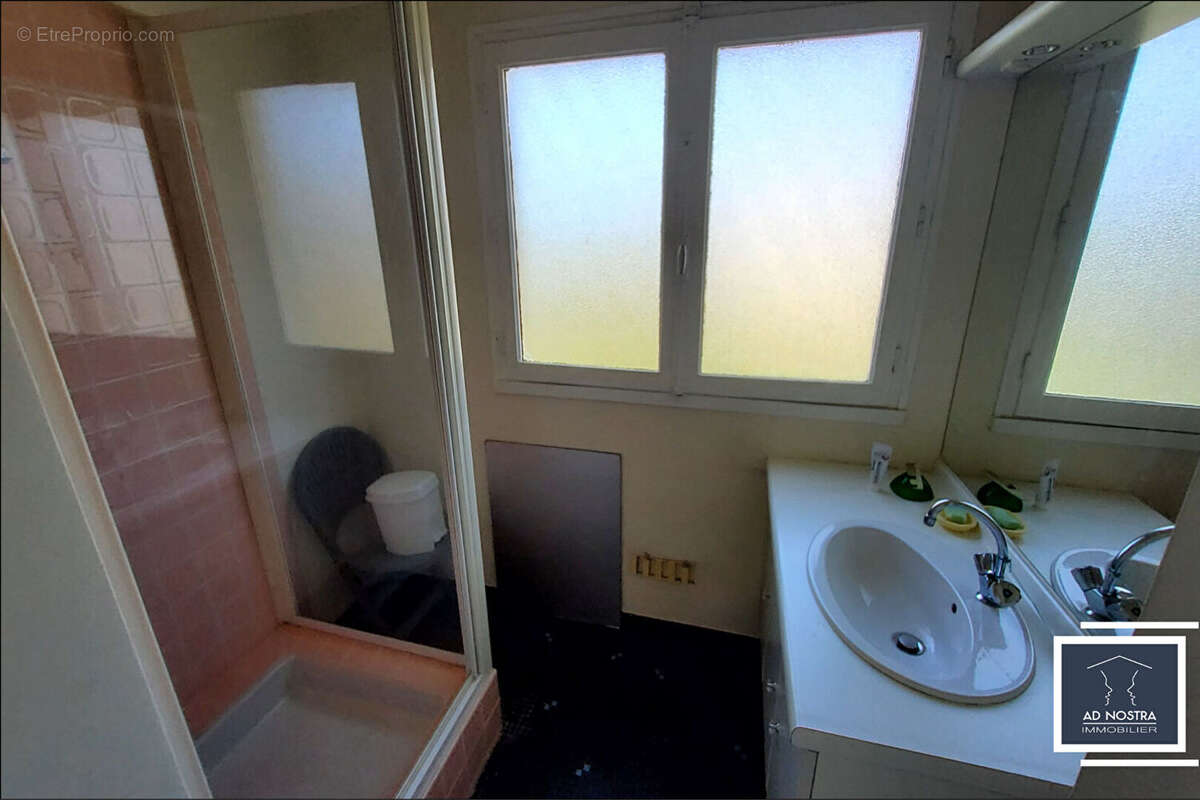 Maison à LA CHAPELLE-THOUARAULT