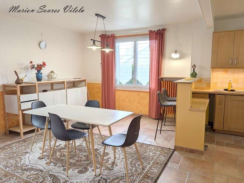 Maison à CHAUMES-EN-BRIE