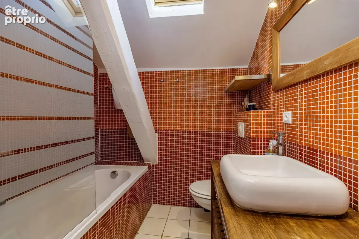 Maison à vendre 7 pièces DIVONNE LES BAINS (01) - photo 18