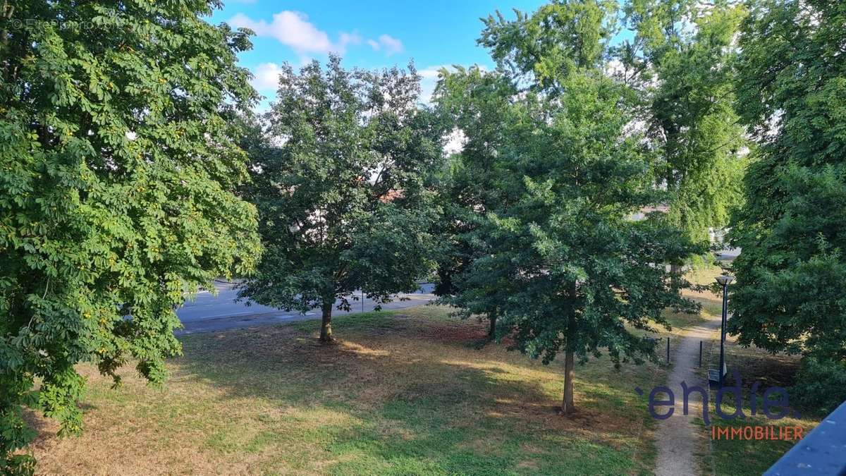 Appartement à MOULINS