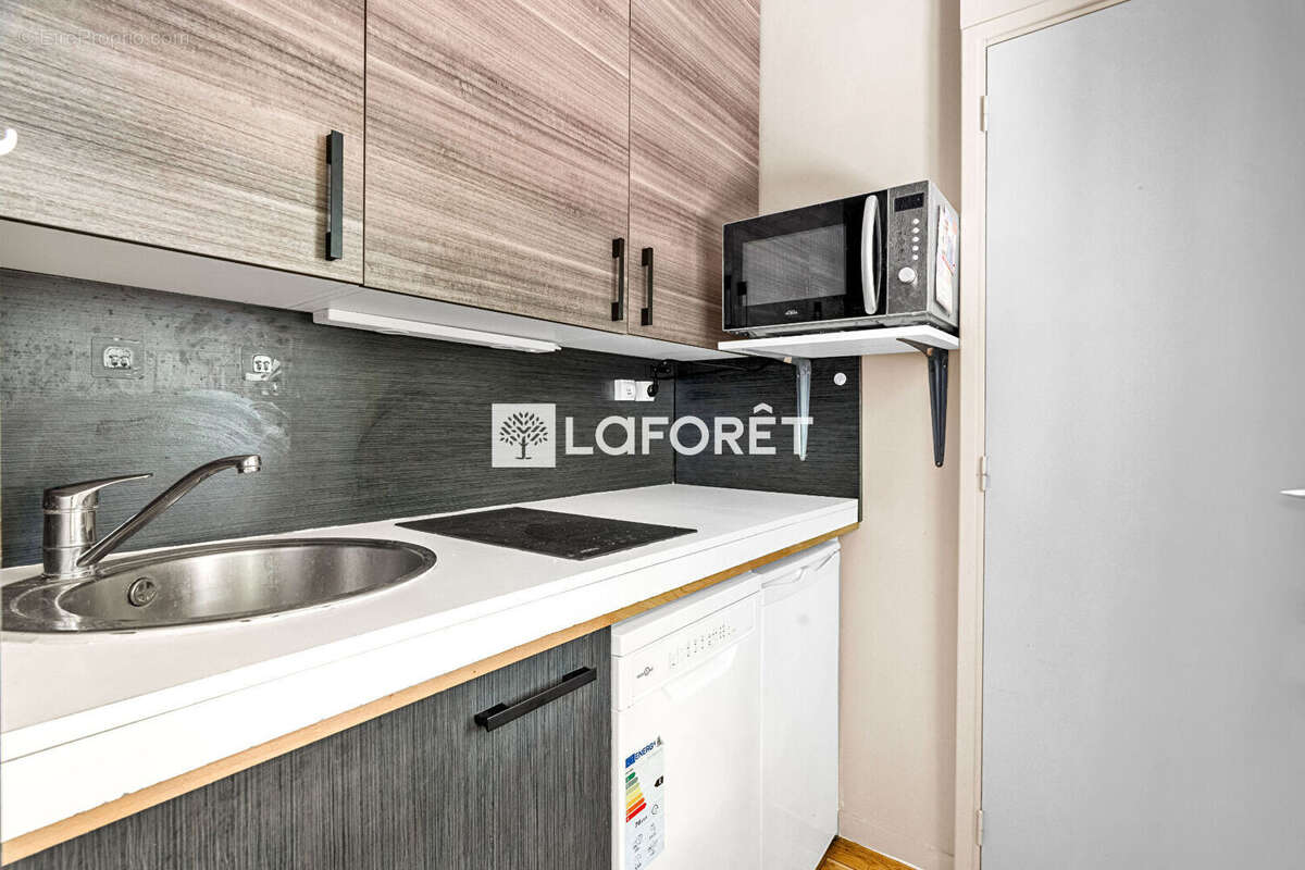 Appartement à PARIS-17E