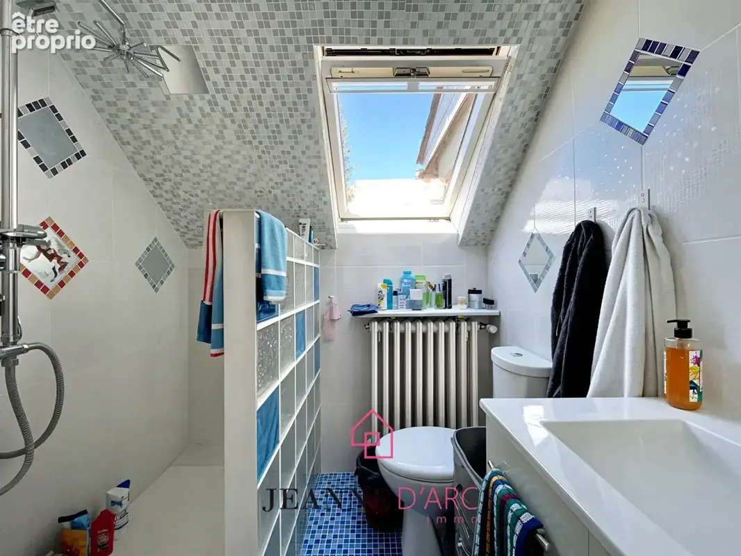 Bois-Guillaume - Maison familiale 7P - Jardin - Garage - Sous-sol - photo 17