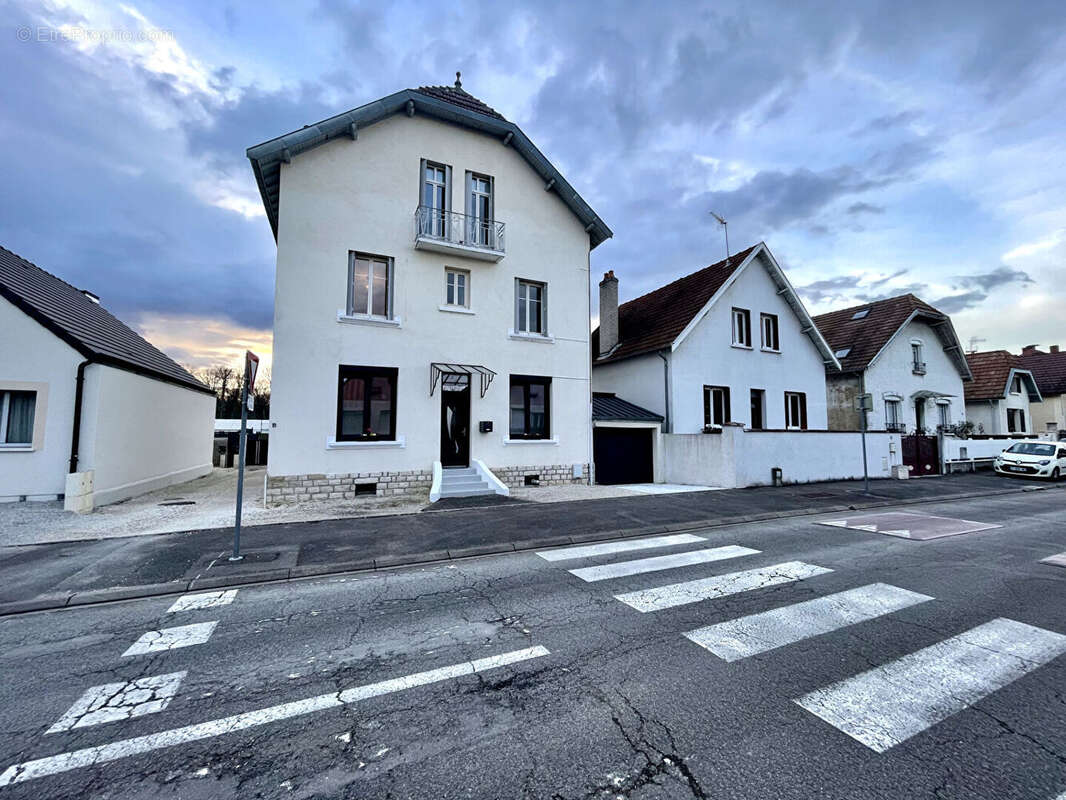 Appartement à LONGVIC